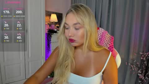 Snapshot of dreamaise chatting on September 26, 2025, 3:27 pm  Mary   pvt open    use pink and blue app lovense online show from September 26, 2025, 3:27 pm