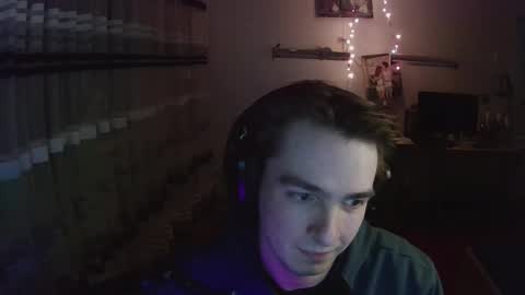 Snapshot of dreamerguy07 chatting on February 19, 2026, 7:32 pm dreamerguy07 online show from February 19, 2026, 7:32 pm