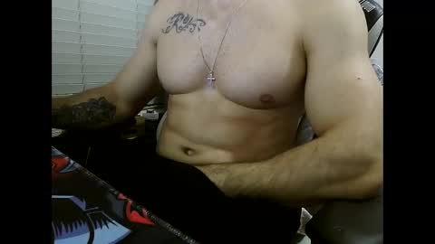 Snapshot of dreamering chatting on September 23, 2025, 9:18 pm Dreaming on going live with a woman p online show from September 23, 2025, 9:18 pm