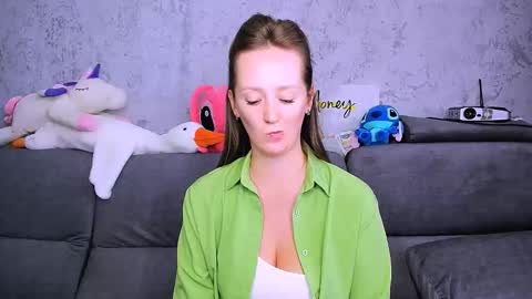 Snapshot of dreamesoul chatting on September 23, 2025, 12:08 pm dreamesoul online show from September 23, 2025, 12:08 pm