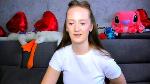 dreamesoul online show from April 17, 2026, 10:07 am