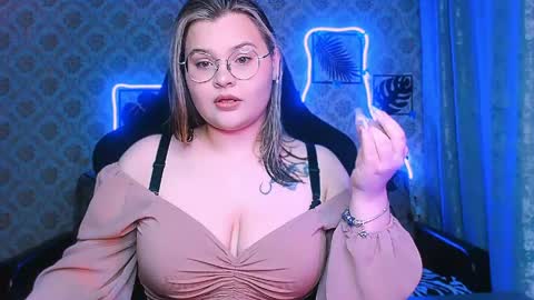 dreamforyoue2 online show from April 22, 2026, 7:04 pm