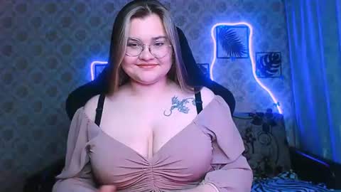 dreamforyoue2 online show from June 16, 2026, 5:15 pm