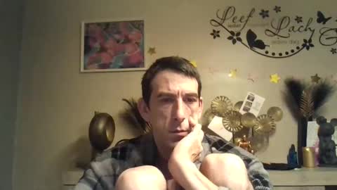 Snapshot of dreamguy38 chatting on January 11, 2025, 4:27 am dreamguy38 online show from January 11, 2025, 4:27 am