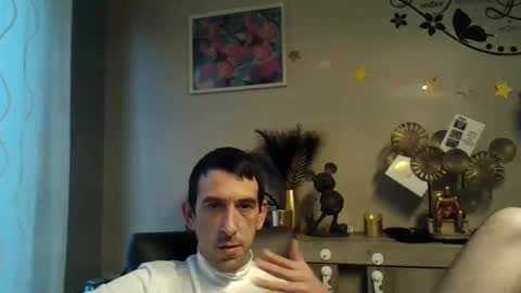 Snapshot of dreamguy38 chatting on January 13, 2025, 7:54 am dreamguy38 online show from January 13, 2025, 7:54 am