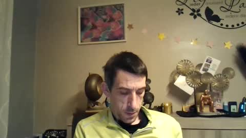 Snapshot of dreamguy38 chatting on January 22, 2025, 3:09 am dreamguy38 online show from January 22, 2025, 3:09 am