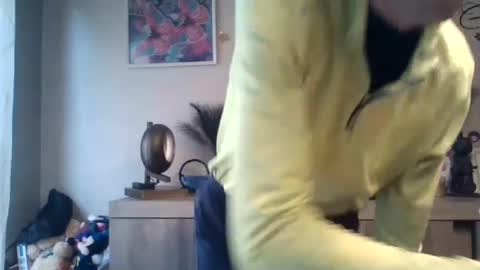 Snapshot of dreamguy38 chatting on February 10, 2025, 10:20 am dreamguy38 online show from February 10, 2025, 10:20 am