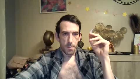 Snapshot of dreamguy38 chatting on February 22, 2025, 5:34 am dreamguy38 online show from February 22, 2025, 5:34 am