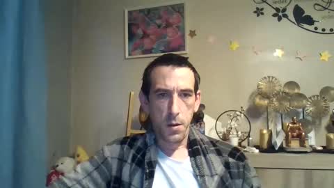 Snapshot of dreamguy38 chatting on October 4, 2025, 6:00 am dreamguy38 online show from October 4, 2025, 6:00 am