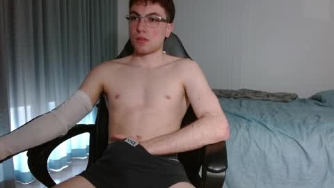 DreamBoy online show from May 5, 2026, 8:11 am