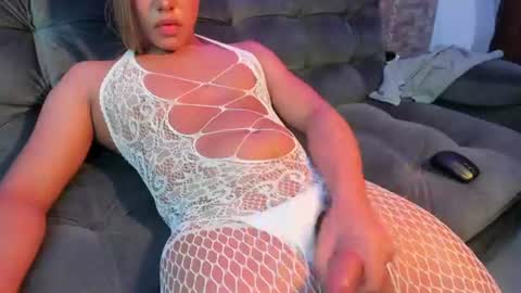 Snapshot of dreams_chloe chatting on July 11, 2026, 10:29 am dreams_chloe online show from July 11, 2026, 10:29 am