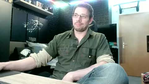 Snapshot of dreamwallker chatting on October 8, 2025, 7:33 pm Ioannes Paulus the 2nd online show from October 8, 2025, 7:33 pm