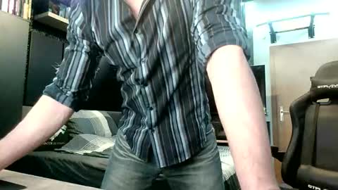 Snapshot of dreamwallker chatting on October 12, 2025, 7:18 am Ioannes Paulus the 2nd online show from October 12, 2025, 7:18 am