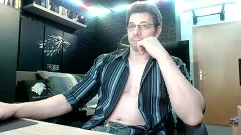 Snapshot of dreamwallker chatting on October 25, 2025, 1:57 am Ioannes Paulus the 2nd online show from October 25, 2025, 1:57 am