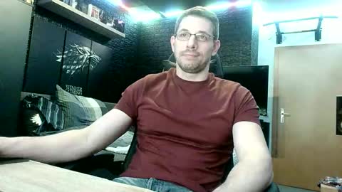 Snapshot of dreamwallker chatting on October 31, 2025, 5:25 pm Ioannes Paulus the 2nd online show from October 31, 2025, 5:25 pm