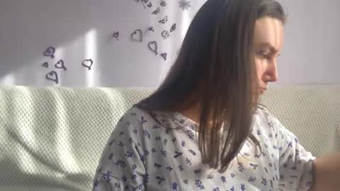 Snapshot of dreamyblushfairy chatting on March 5, 2025, 8:10 am Mila online show from March 5, 2025, 8:10 am