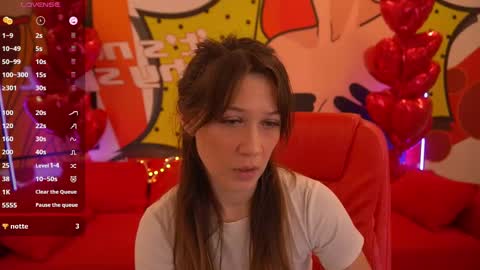 Lina online show from February 18, 2025, 11:00 am