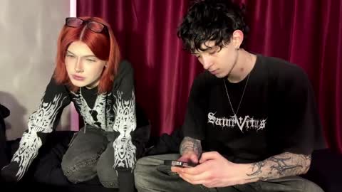 Snapshot of dreamypair chatting on April 8, 2026, 8:36 am Elena and Nikolai online show from April 8, 2026, 8:36 am