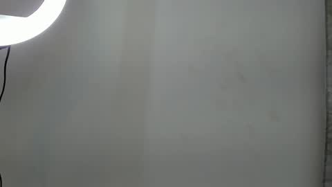 Snapshot of drekev_ chatting on December 4, 2024, 4:54 am Kevin online show from December 4, 2024, 4:54 am