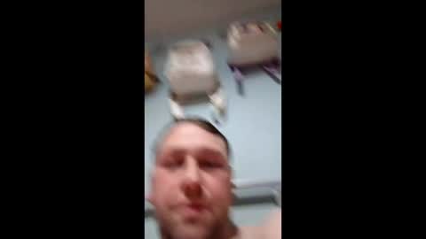 Snapshot of drewk423258 chatting on January 15, 2026, 2:32 pm drewk423258 online show from January 15, 2026, 2:32 pm