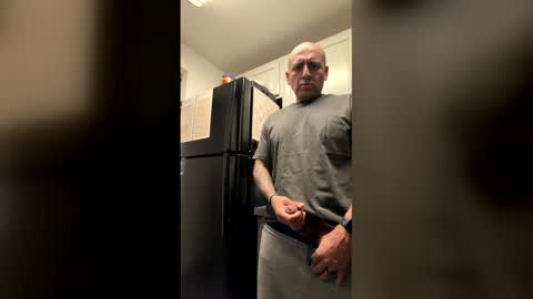 drifter213371497 online show from April 27, 2026, 12:14 pm