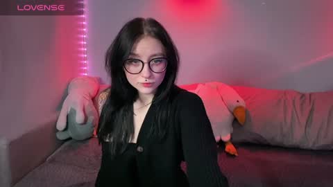 Snapshot of drillhouse_ chatting on December 23, 2024, 10:33 pm Tara  Sonny online show from December 23, 2024, 10:33 pm