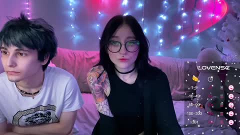 Snapshot of drillhouse_ chatting on December 30, 2024, 9:19 pm Tara  Sonny online show from December 30, 2024, 9:19 pm