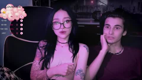Snapshot of drillhouse_ chatting on September 19, 2025, 2:13 am Tara  Sonny online show from September 19, 2025, 2:13 am