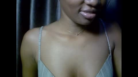 drippingpussy__ online show from November 9, 2025, 7:12 pm