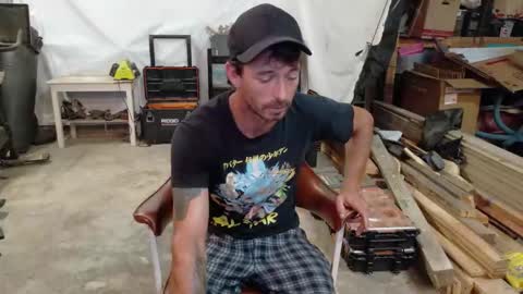 Snapshot of dritylilboy chatting on June 6, 2026, 2:33 pm Inexperienced catfish online show from June 6, 2026, 2:33 pm