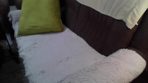 johnny online show from November 25, 2025, 2:17 pm