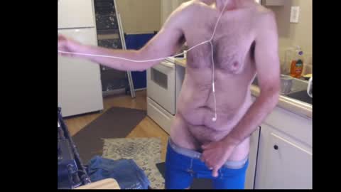 Snapshot of drmbigg chatting on April 9, 2026, 11:26 am Hello Hope you enjoy what you see. I love attention in dirty talk and tips thickcock edging precum dirtyTalk C2C online show from April 9, 2026, 11:26 am