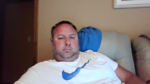 Snapshot of drow0909 chatting on September 10, 2025, 5:02 pm Drow online show from September 10, 2025, 5:02 pm