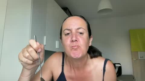 Dr. Resa online show from July 6, 2026, 8:33 am