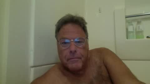 drummersrock92118 online show from April 11, 2026, 9:57 am