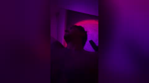 studmuffin online show from April 29, 2026, 7:56 am