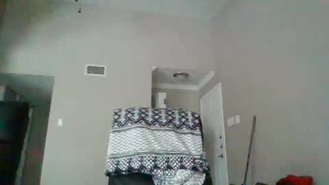 SmoovFanz online show from October 28, 2025, 7:05 pm