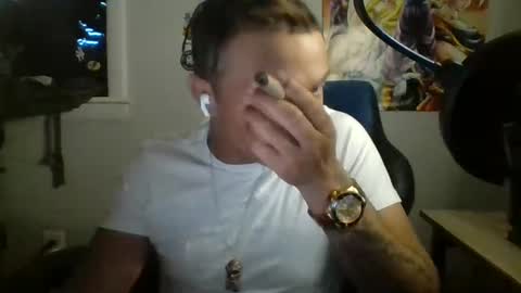 Snapshot of dubz07 chatting on October 23, 2025, 8:07 pm dubz07 online show from October 23, 2025, 8:07 pm