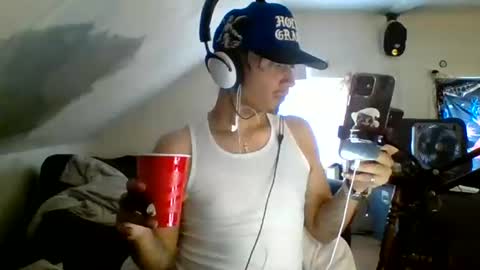 dubz07 online show from June 19, 2026, 6:23 pm