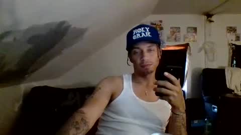 dubz07 online show from July 14, 2026, 4:56 pm