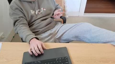 Chase McDonald online show from June 5, 2026, 1:01 am