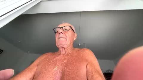 Duin8 online show from September 9, 2025, 9:42 am