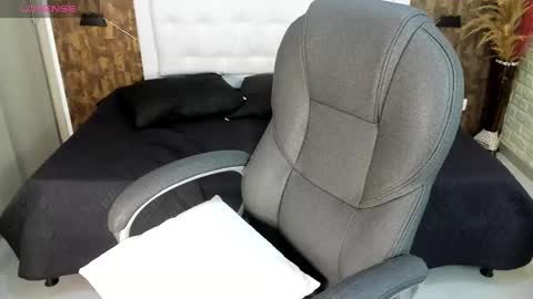 Dulce  love69 online show from January 13, 2025, 11:27 pm