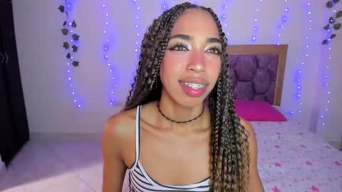 Dulce online show from December 18, 2025, 4:13 pm