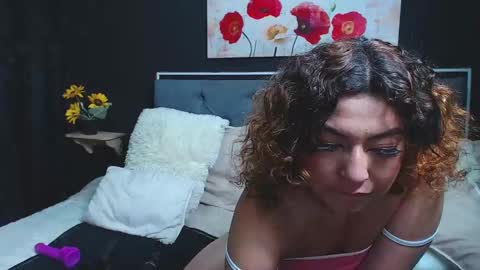 Snapshot of dulce_celeste15 chatting on December 7, 2024, 2:31 am C E L E S T E  online show from December 7, 2024, 2:31 am