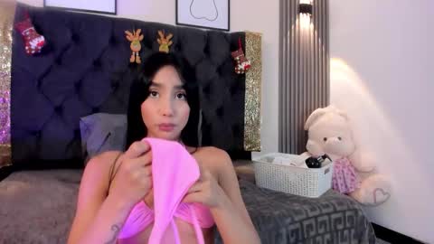 Snapshot of dulce_may chatting on November 28, 2025, 4:26 am Dluce May online show from November 28, 2025, 4:26 am