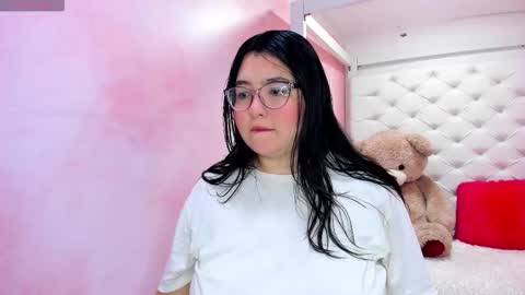 Snapshot of dulce_meow chatting on October 8, 2025, 11:52 am Dulce online show from October 8, 2025, 11:52 am