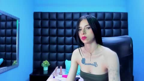 dulce_miiaa online show from February 17, 2026, 4:46 pm