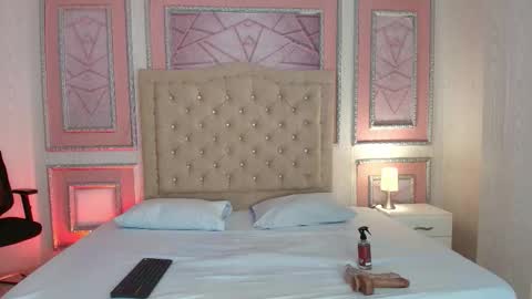 Dulce  online show from February 22, 2026, 4:35 am