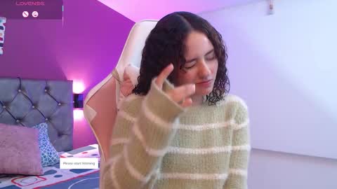 dulcee_gaby online show from October 24, 2025, 11:39 am